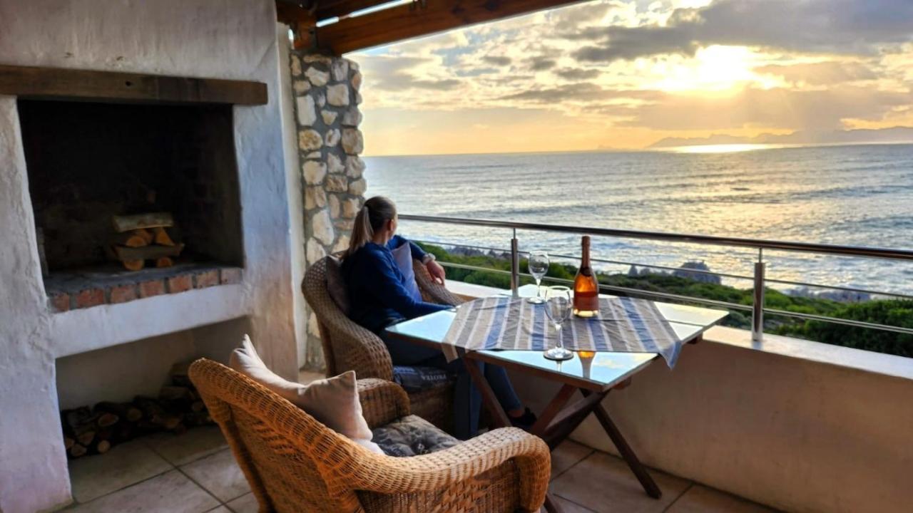 Kleinzee Oceanfront Guesthouse Gansbaai Dış mekan fotoğraf