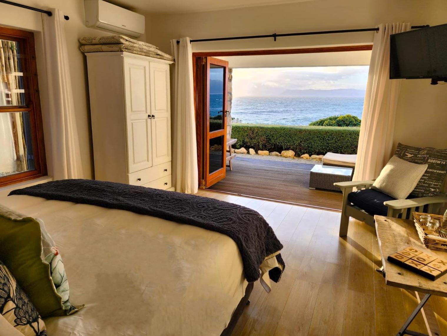 Kleinzee Oceanfront Guesthouse Gansbaai Dış mekan fotoğraf