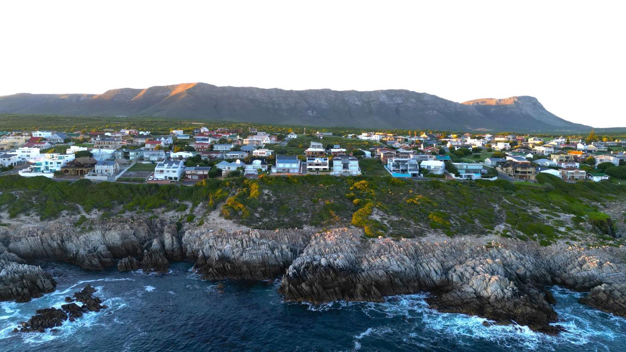 Kleinzee Oceanfront Guesthouse Gansbaai Dış mekan fotoğraf