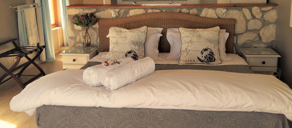 Kleinzee Oceanfront Guesthouse Gansbaai Dış mekan fotoğraf